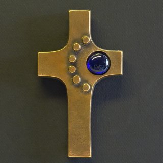 Schmuckkreuz aus Bronze mit Glasstein